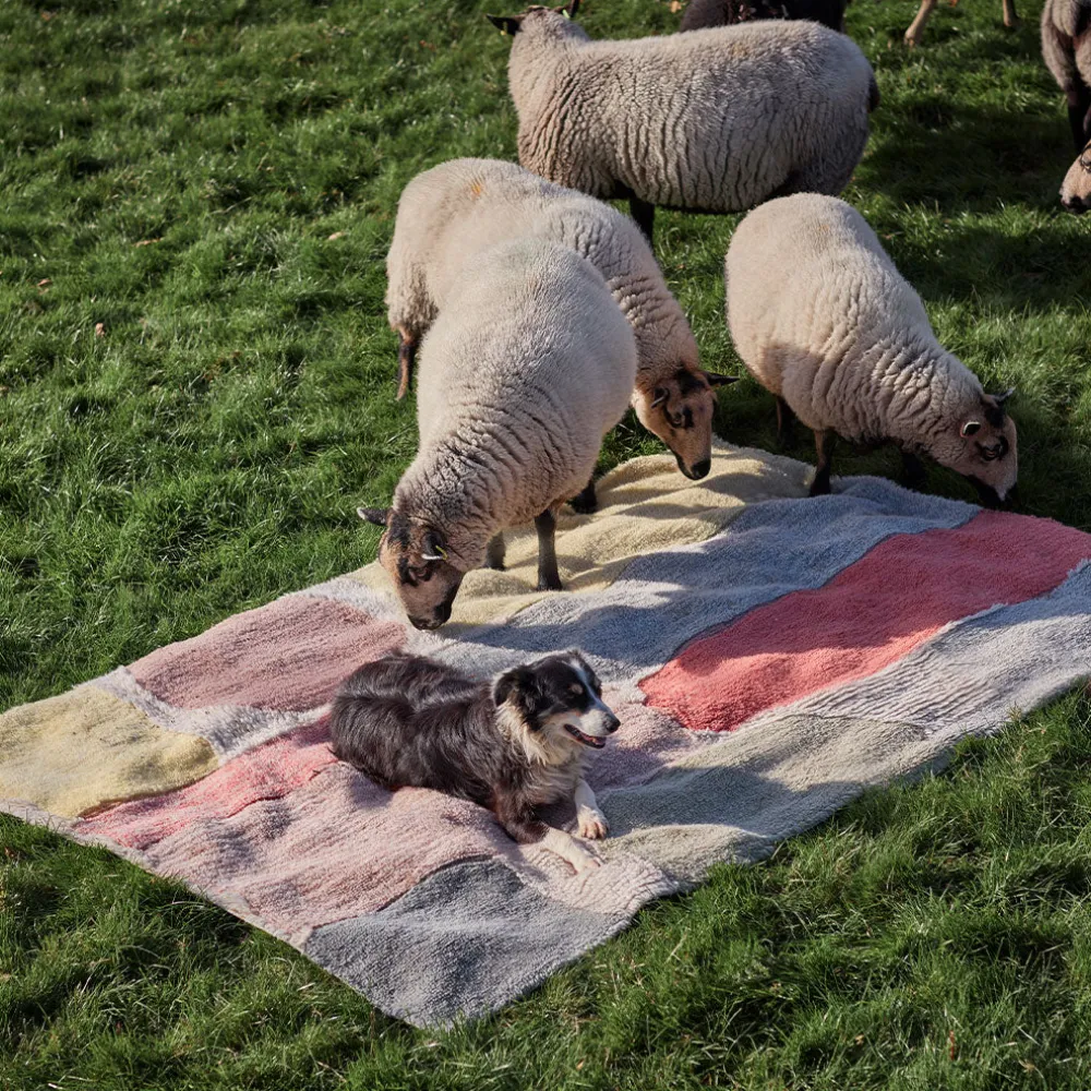 Abstract Woolable Rug