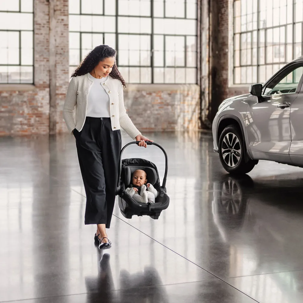 Aria V2 Infant Car Seat