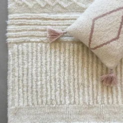 Ari Sheep Woolable Rug