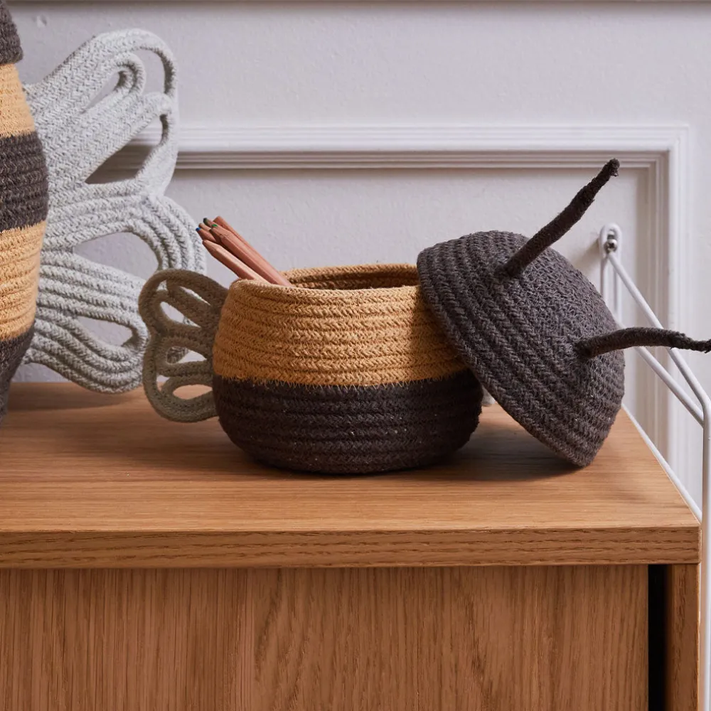 Baby Bee Basket