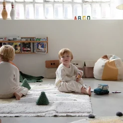 Ball Pouf
