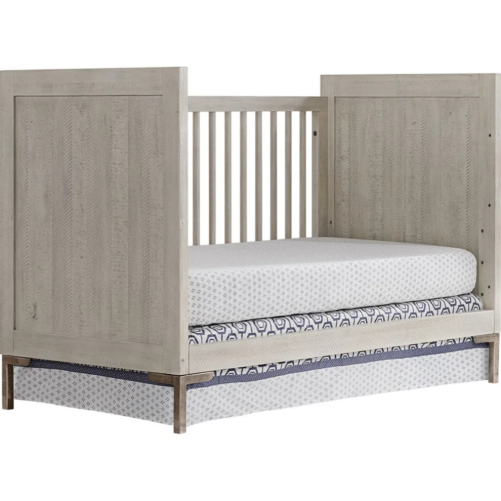 Beck Cottage Crib