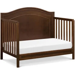 Charlie 4-In-1 Convertible Crib