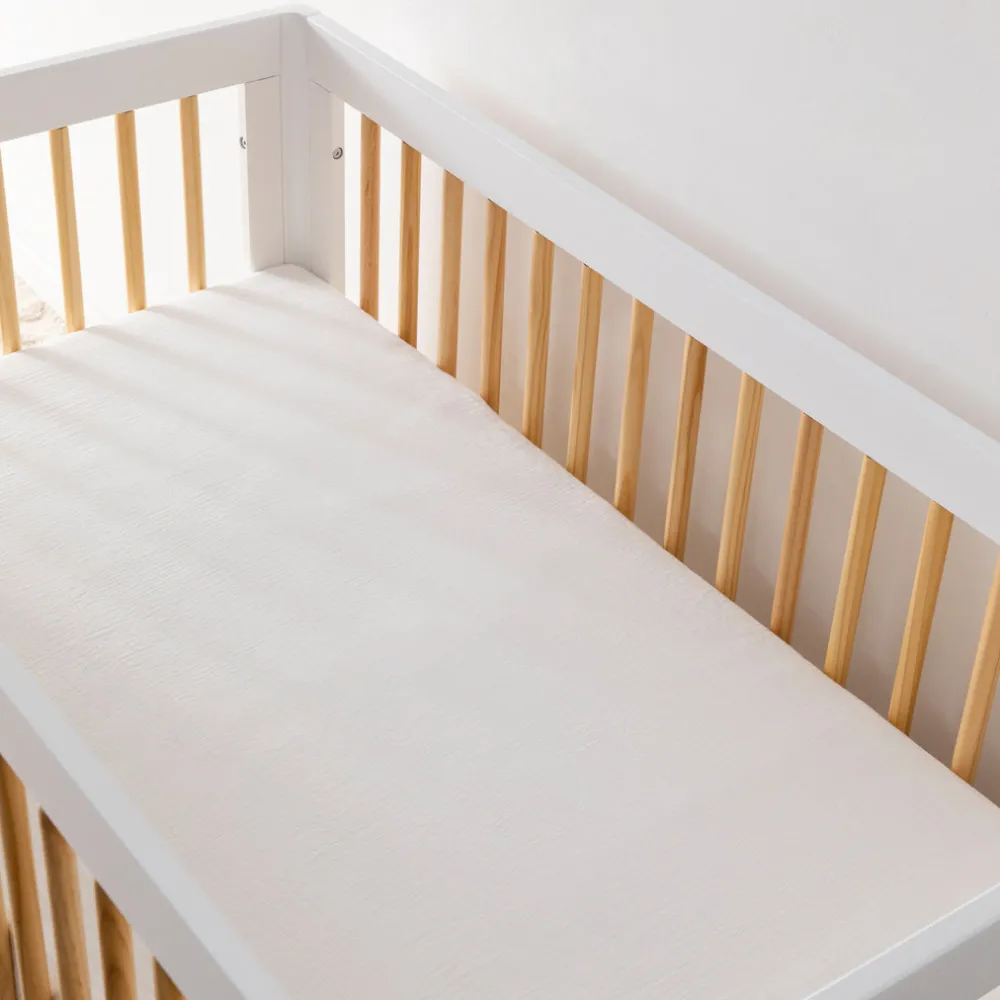 Crib Sheet In GOTS Certified Organic Muslin Cotton