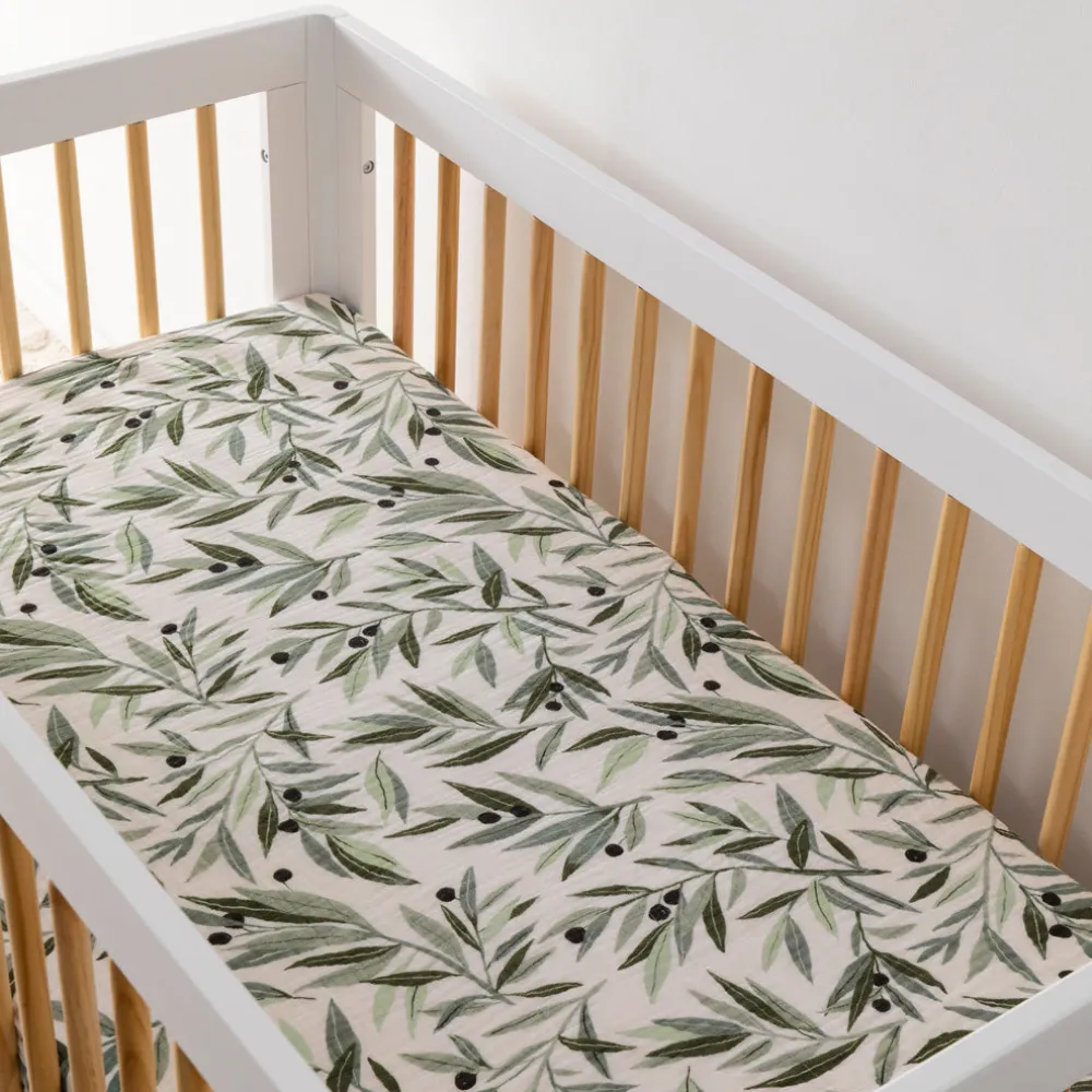 Crib Sheet In GOTS Certified Organic Muslin Cotton