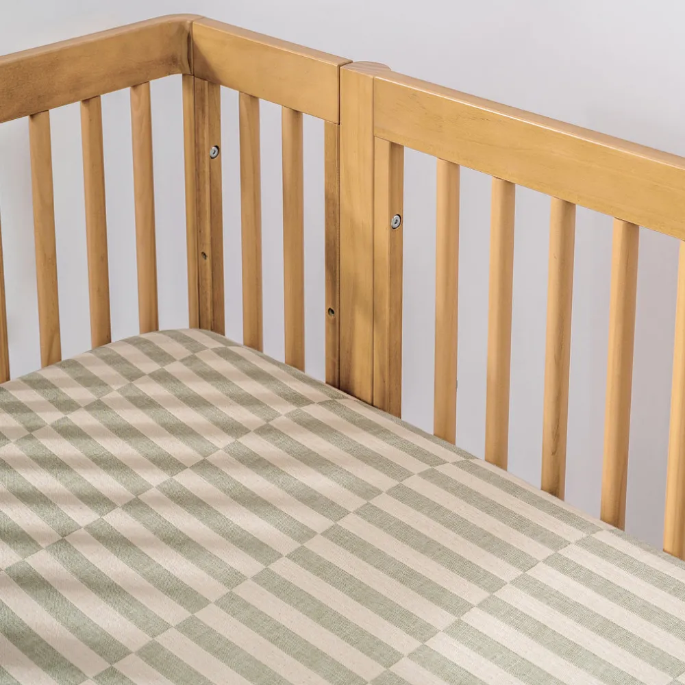 Crib Sheet In GOTS Certified Organic Muslin Cotton