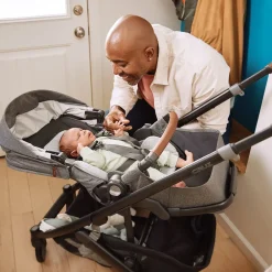 Cruz V3 Stroller