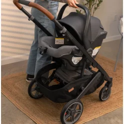 Cruz V3 Stroller