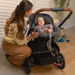 Cruz V3 Stroller