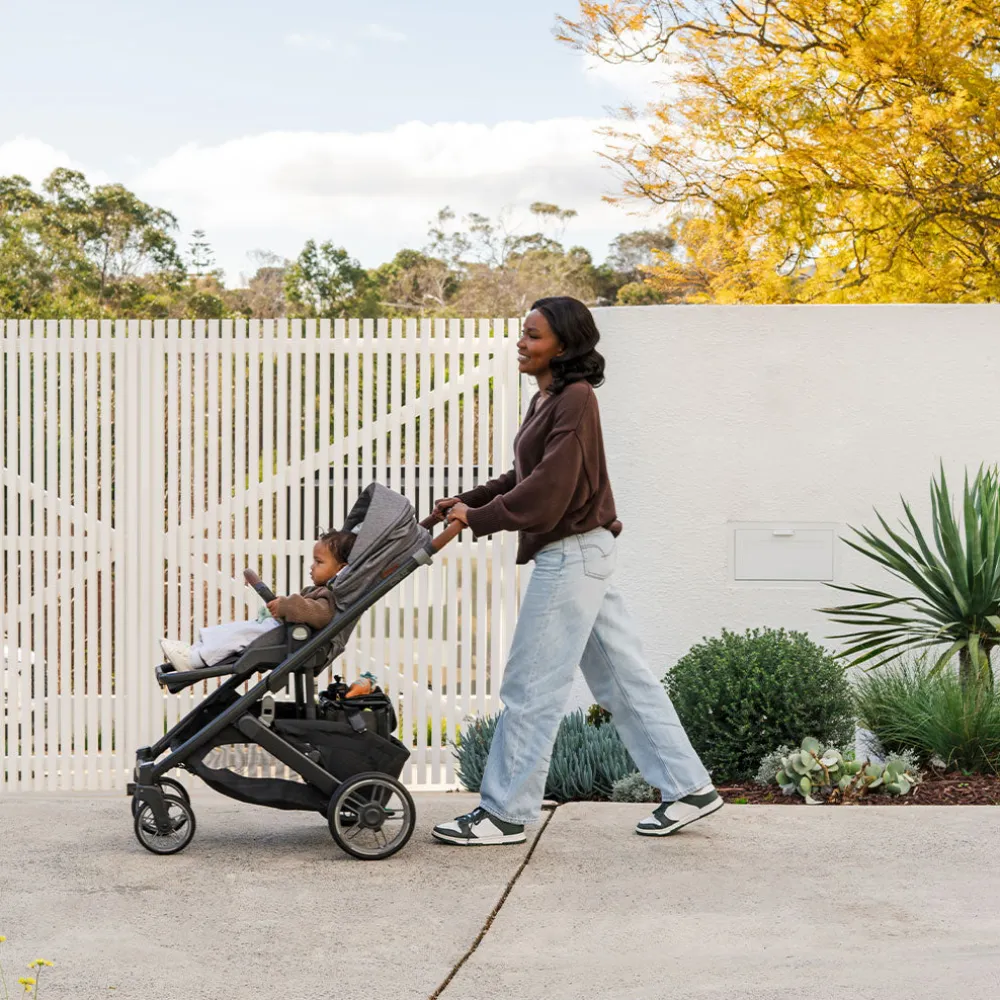 Cruz V3 Stroller + Aria V2 Travel System