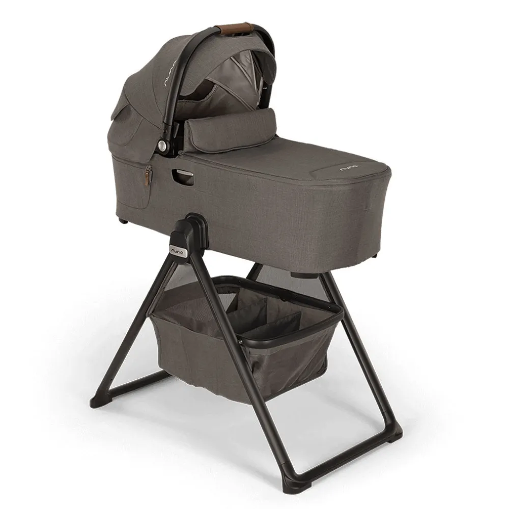 DEMI Next Bassinet + Stand
