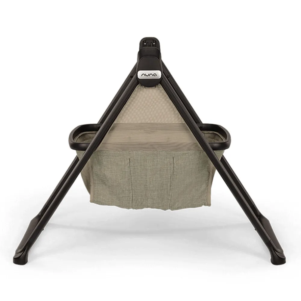 DEMI Next Bassinet + Stand