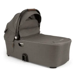 DEMI Next Bassinet + Stand