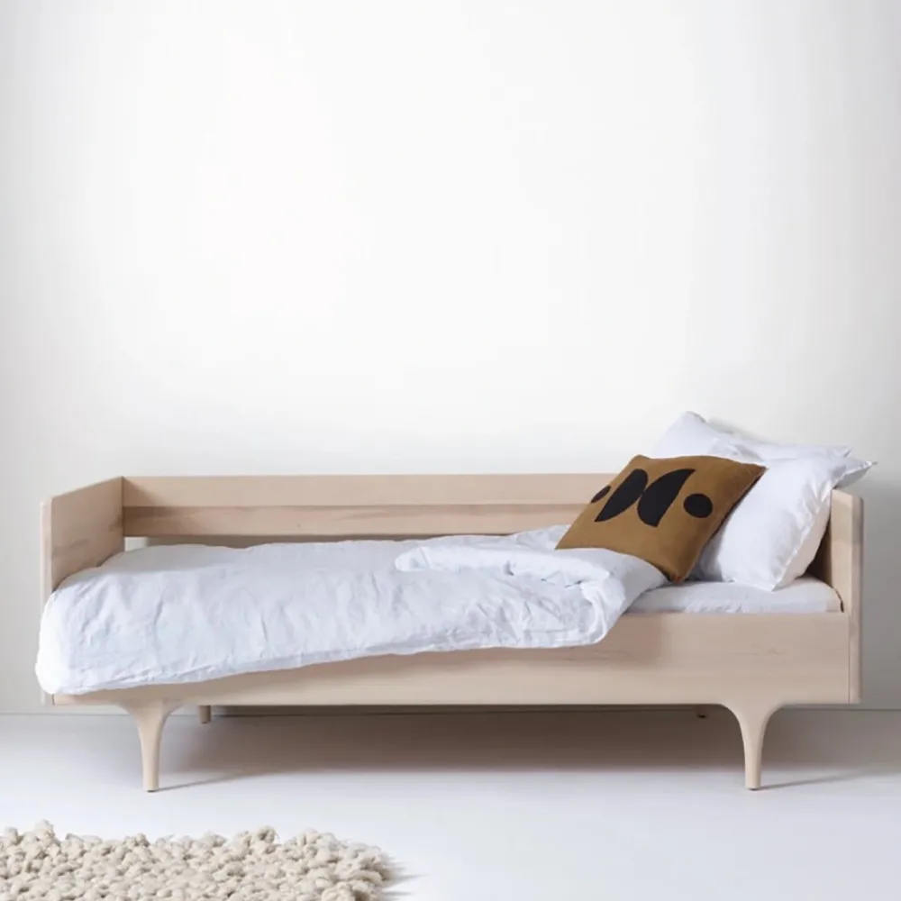 Divan Twin Bed