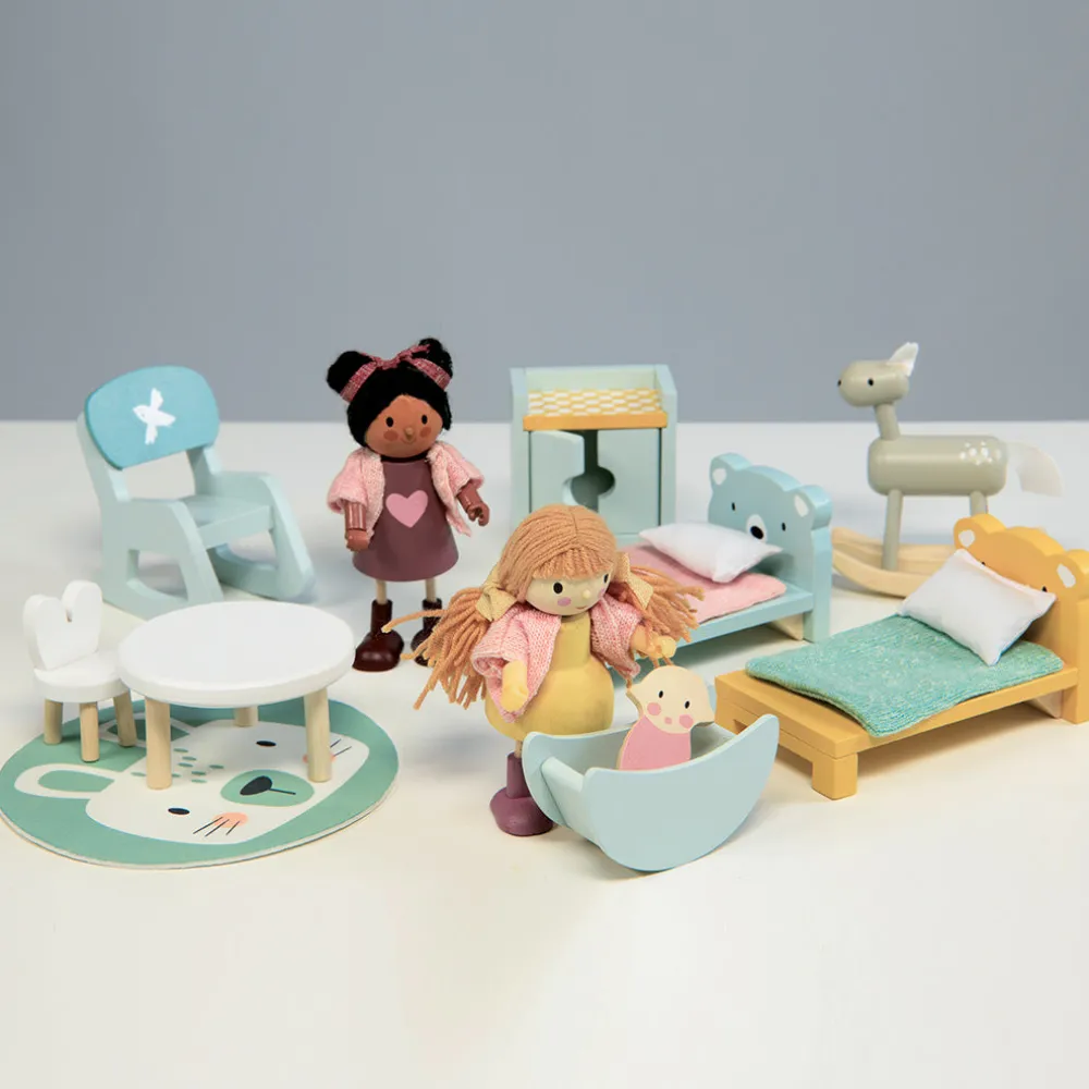 Dolls House Children's Room Furniture