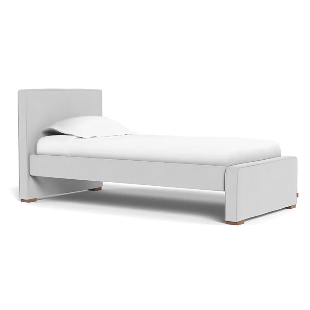 Dorma Twin/Full Bed