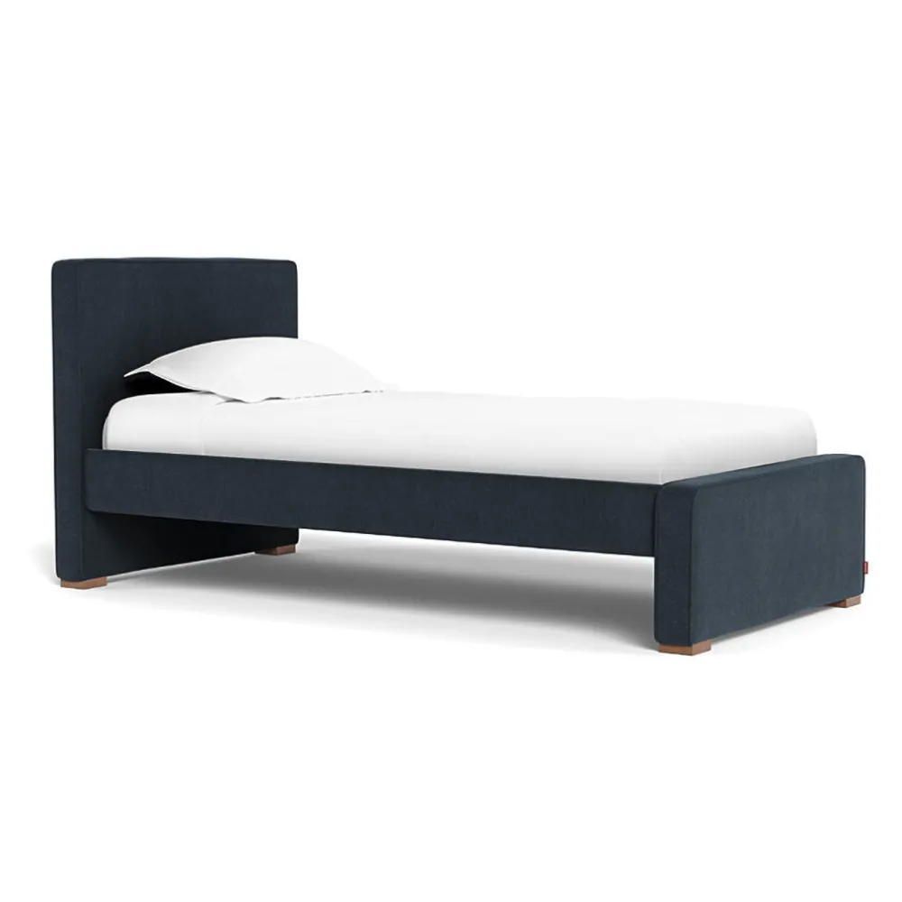 Dorma Twin/Full Bed
