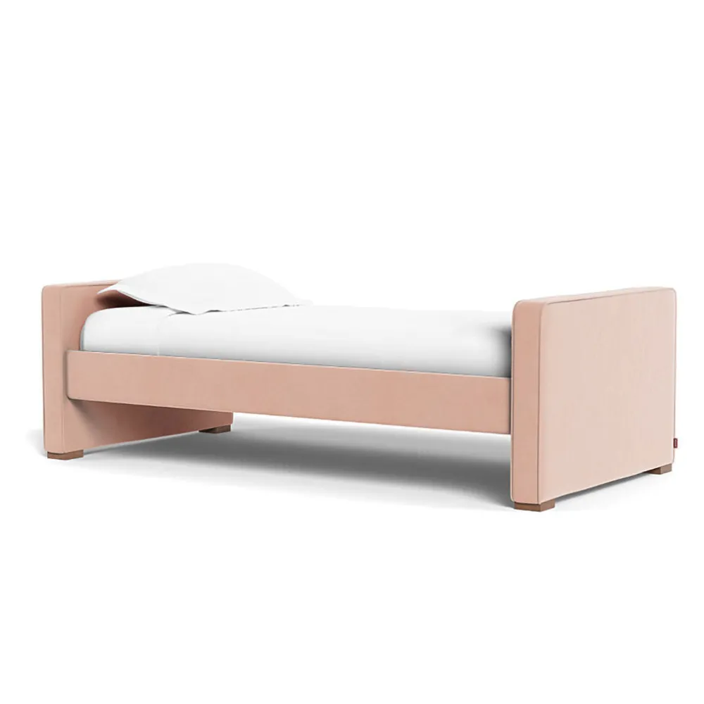 Dorma Twin/Full Bed