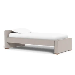 Dorma Twin/Full Bed