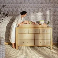 Eloise 7-Drawer Dresser