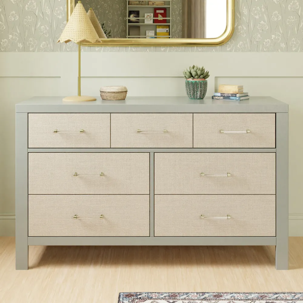 Eloise 7-Drawer Dresser