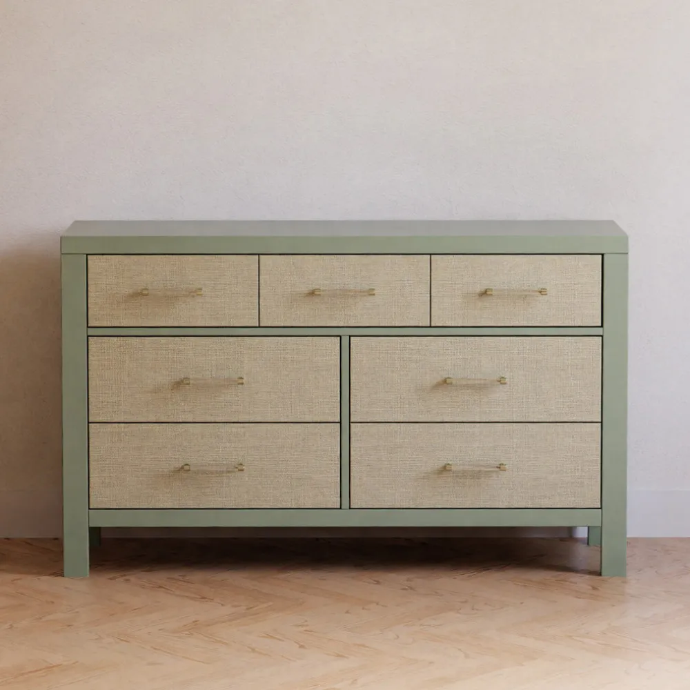 Eloise 7-Drawer Dresser