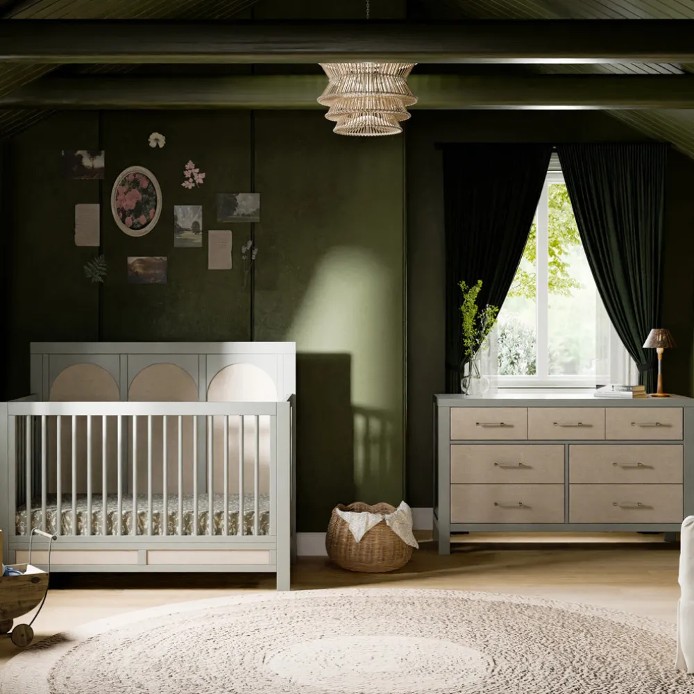 Eloise 7-Drawer Dresser