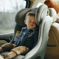 Fllo Compact Convertible Car Seat