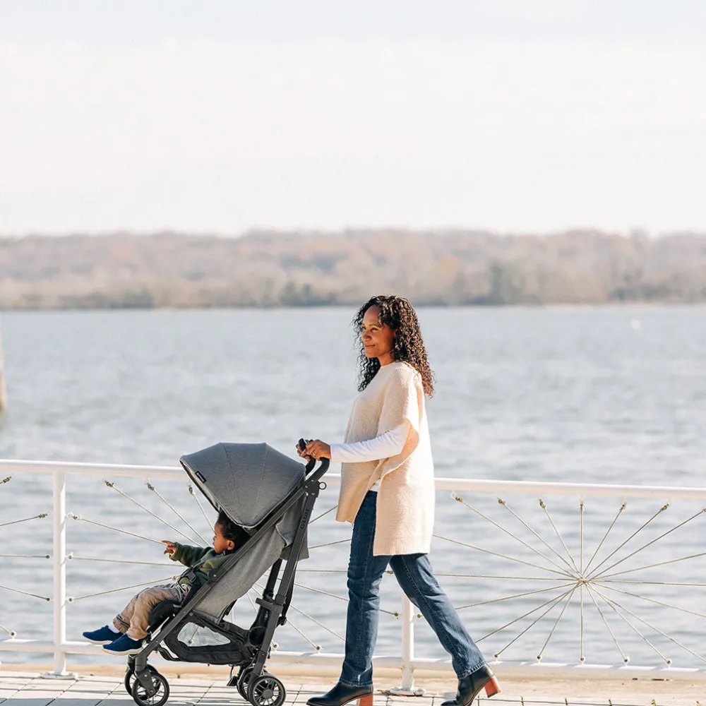 G-Luxe Stroller