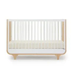 Jolly 3-in-1 Convertible Crib
