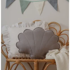 Linen Shell Pillow