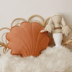 Linen Shell Pillow