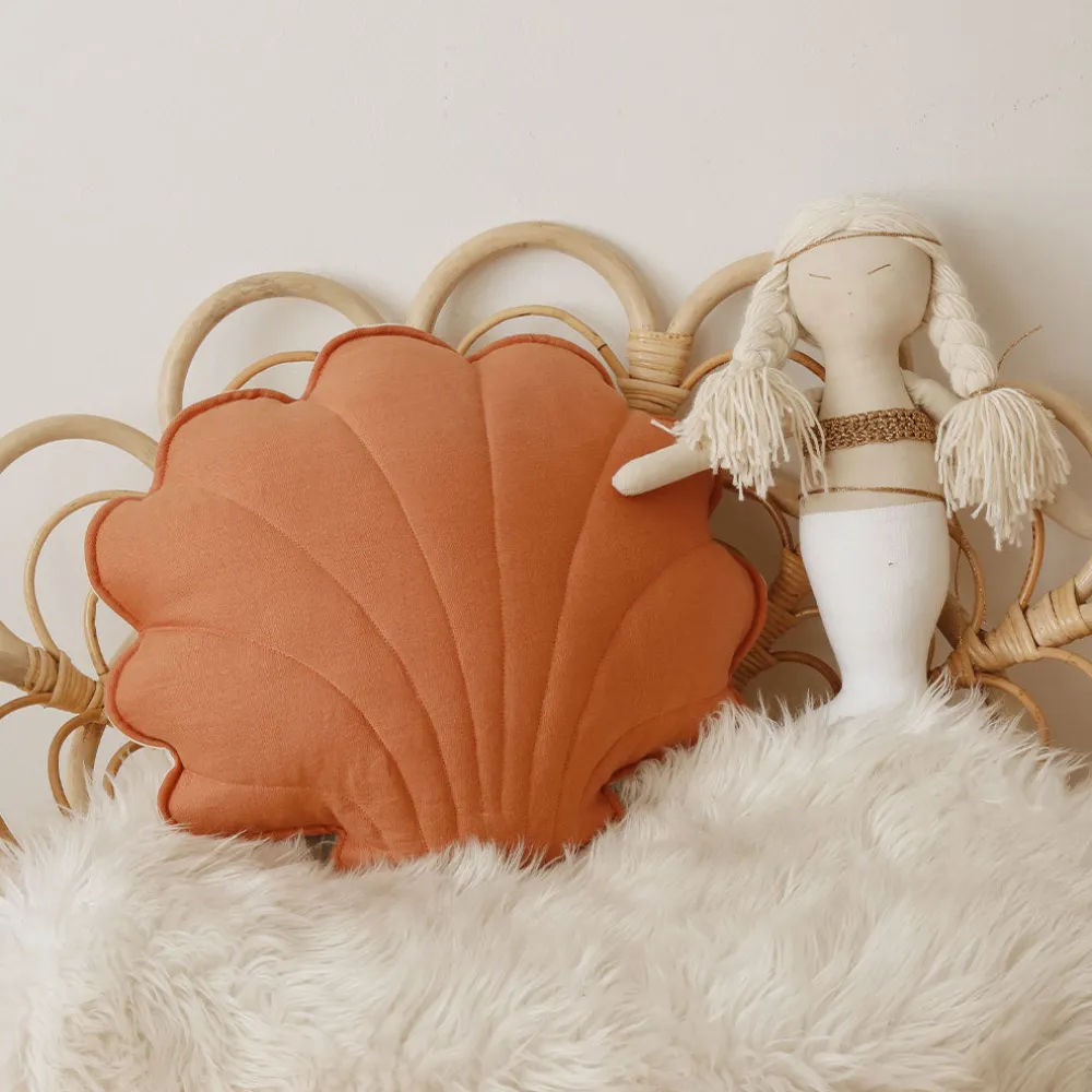 Linen Shell Pillow