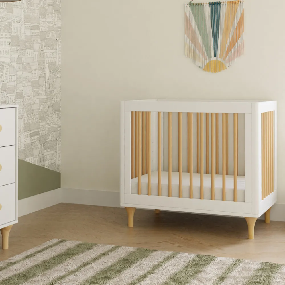 Lolly 4-in-1 Convertible Mini Crib