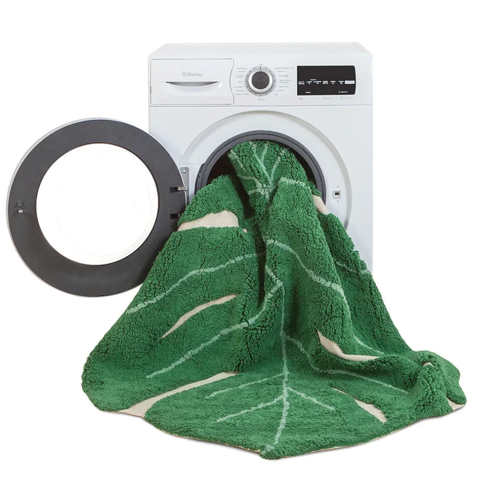 Monstera Leaf Washable Rug
