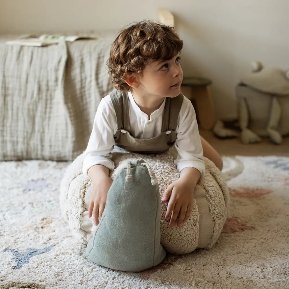 Mr. Snail Pouf