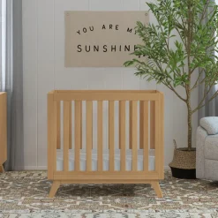 Otto 3-in-1 Convertible Mini Crib