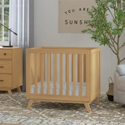 Otto 3-in-1 Convertible Mini Crib