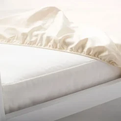 Oval Crib Fitted Protector Pad