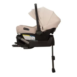 PIPA Aire Infant Car Seat + PIPA Series Base