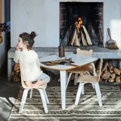 Play Table in White