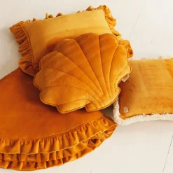Round Mat with Frill