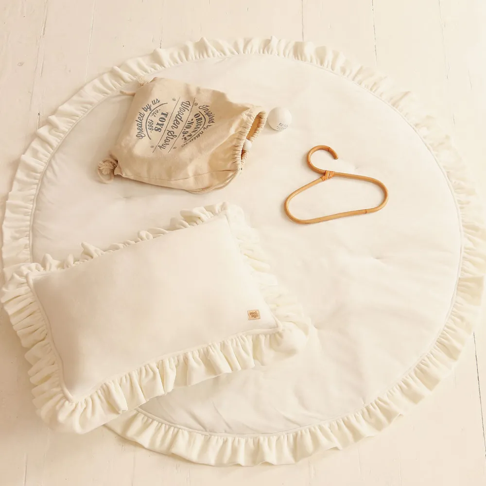 Round Mat with Frill