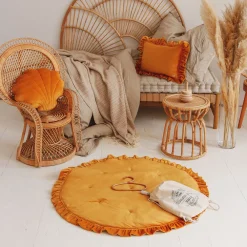 Round Mat with Frill