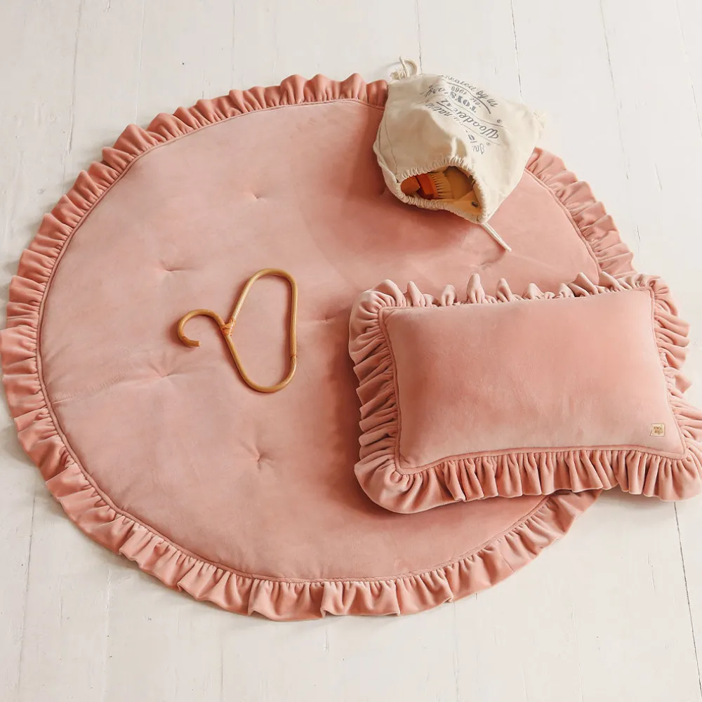Round Mat with Frill