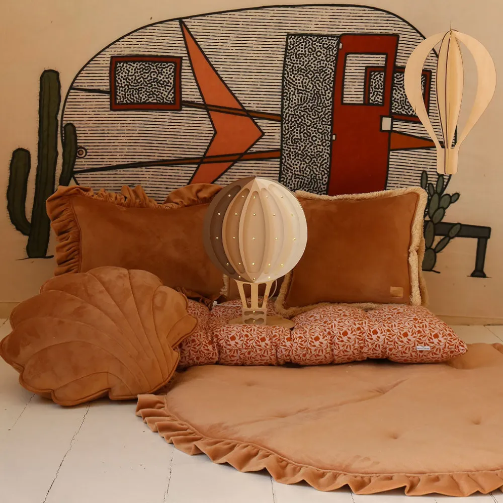 Round Mat with Frill