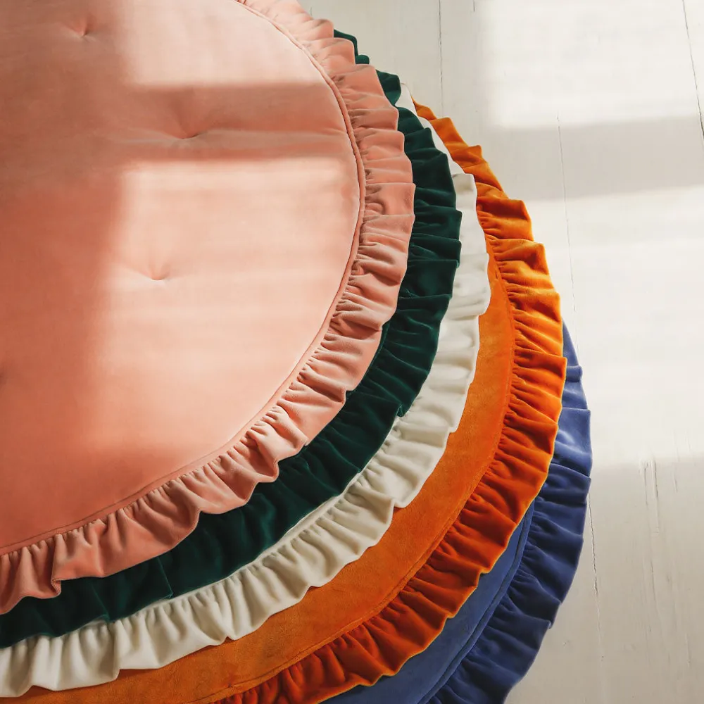 Round Mat with Frill