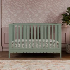 Sammy Scallop 4-in-1 Convertible Crib