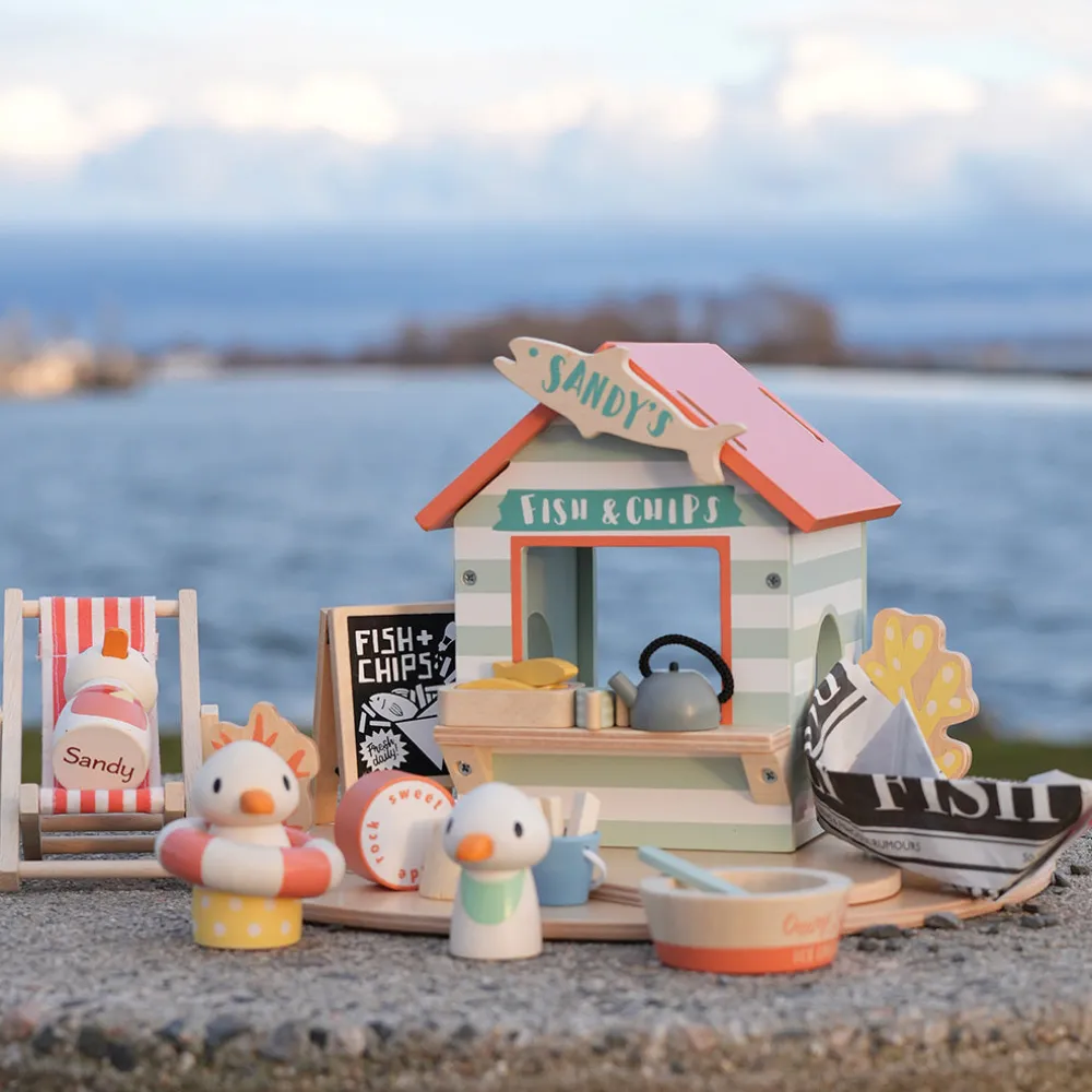 Sandy’s Beach Hut