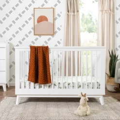 Scoot 3-in-1 Convertible Crib + Toddler Rail